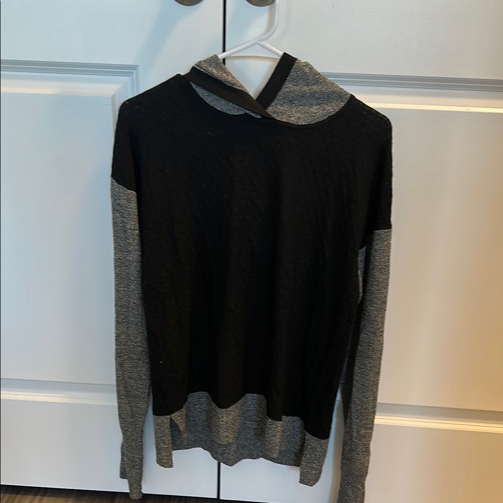 Starwool Black and Gray Hooded Sweater